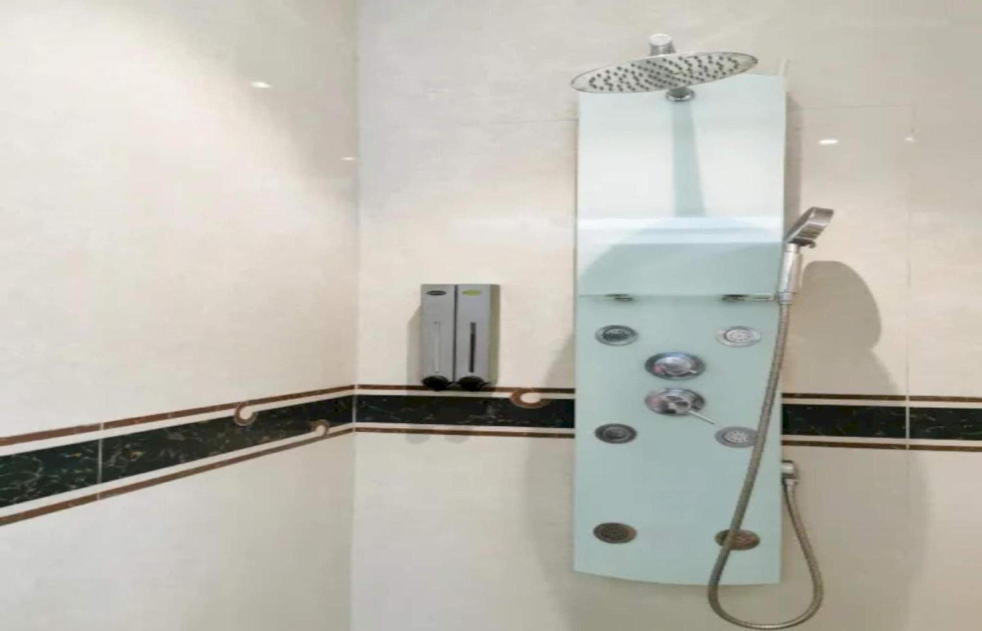 Capital O 75451 Podstel Hostel Bangkok Luaran gambar