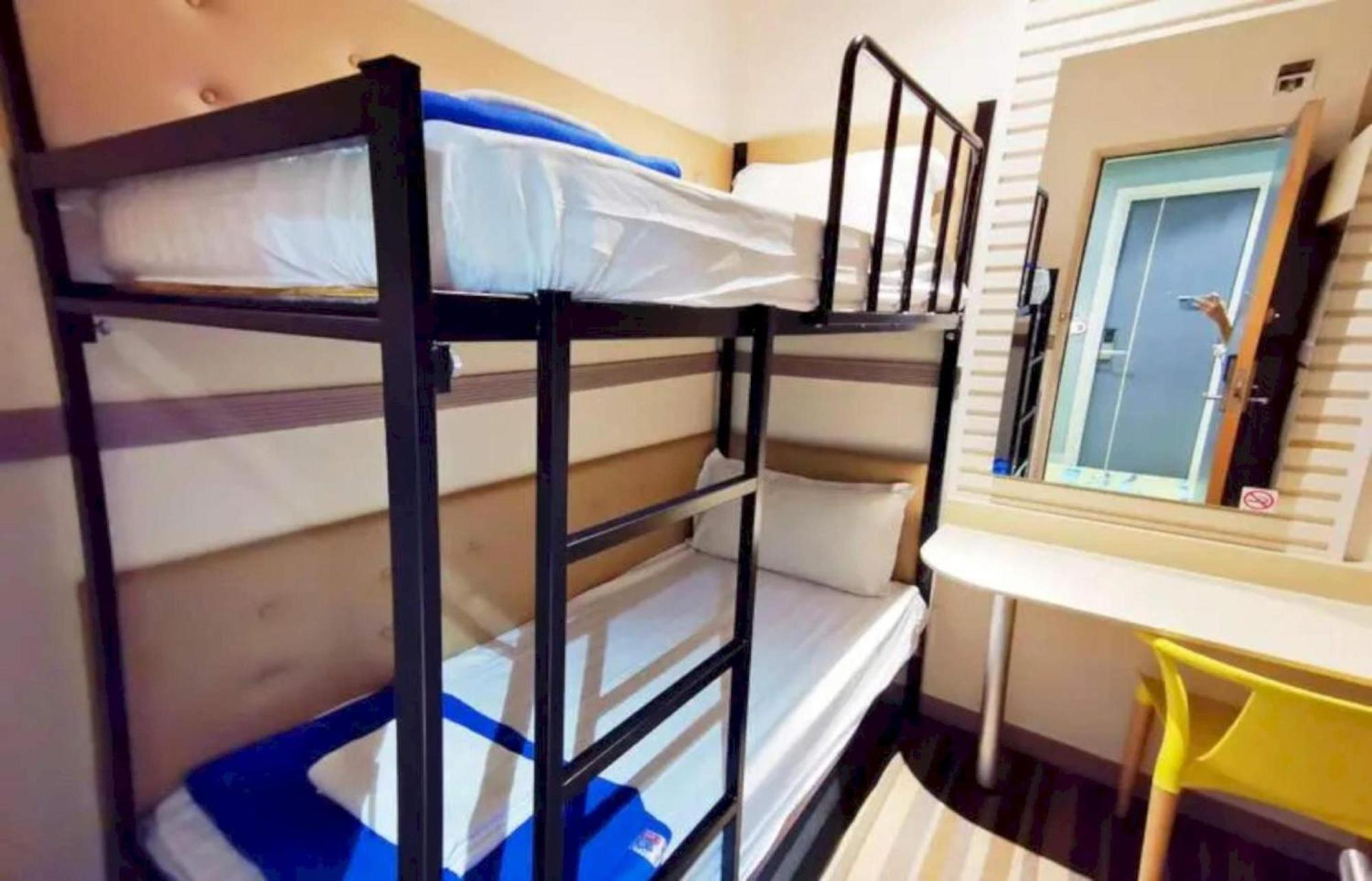 Capital O 75451 Podstel Hostel Bangkok Luaran gambar